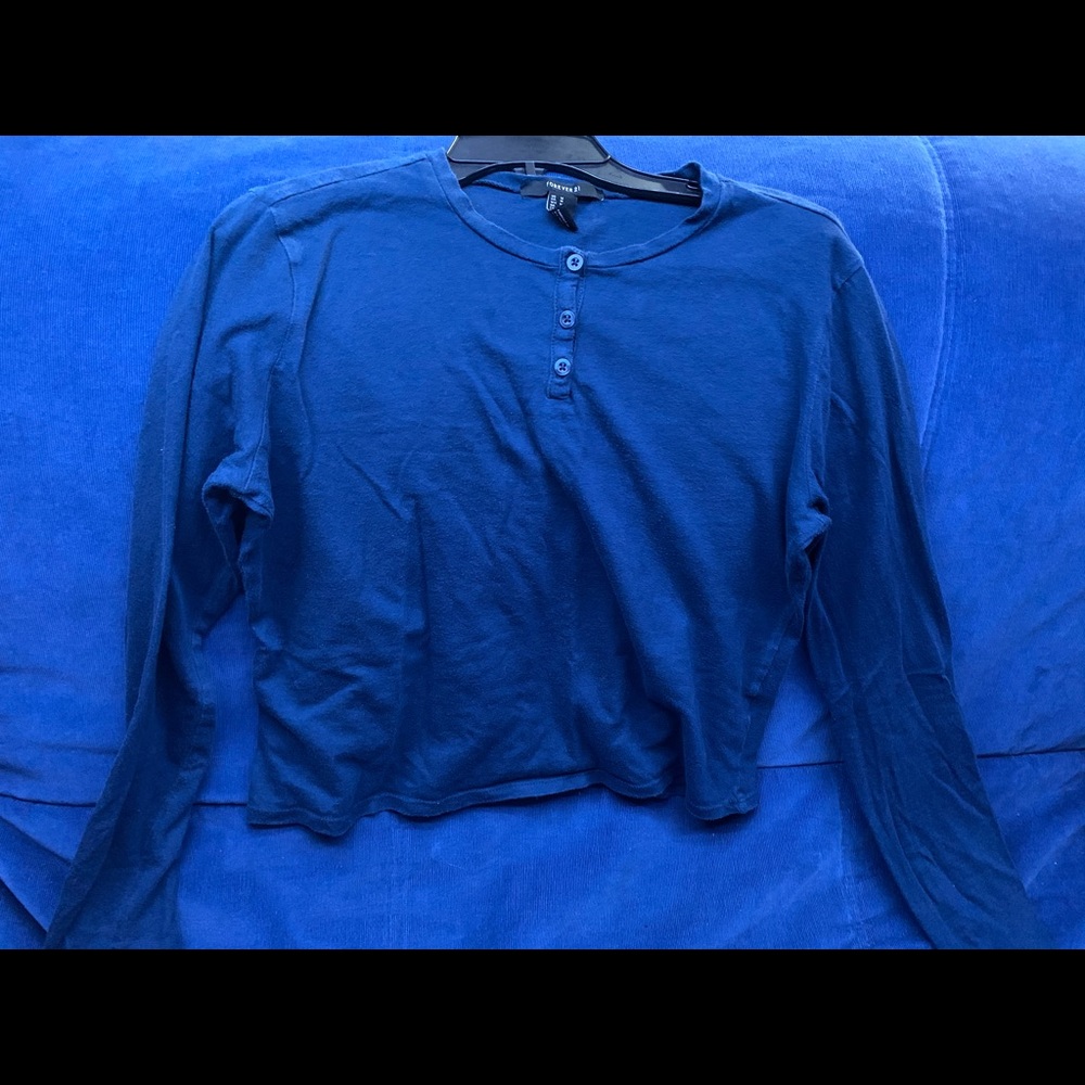 navy blue,  long sleeved crop top .